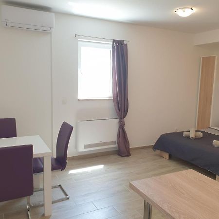Apartments Valeria Divsici Екстер'єр фото
