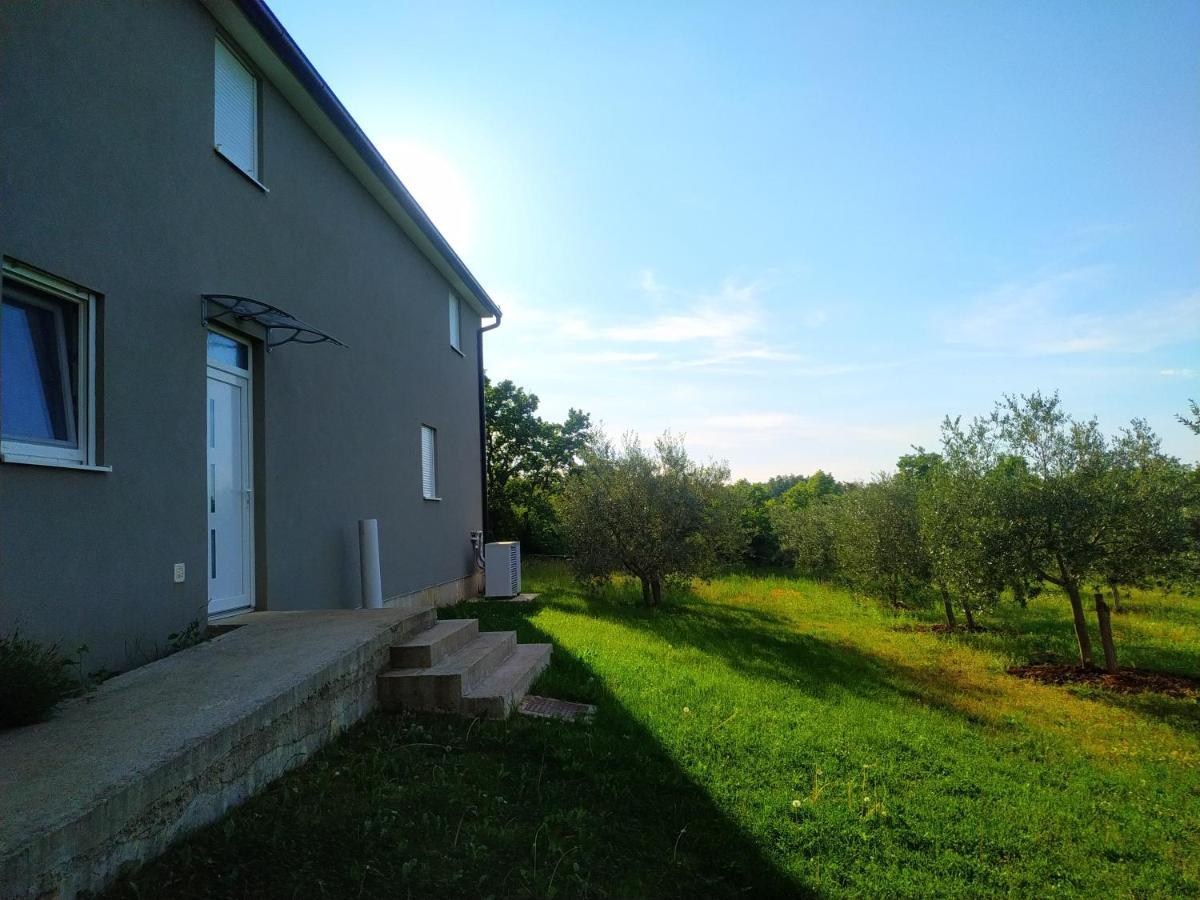 Apartments Valeria Divsici Екстер'єр фото